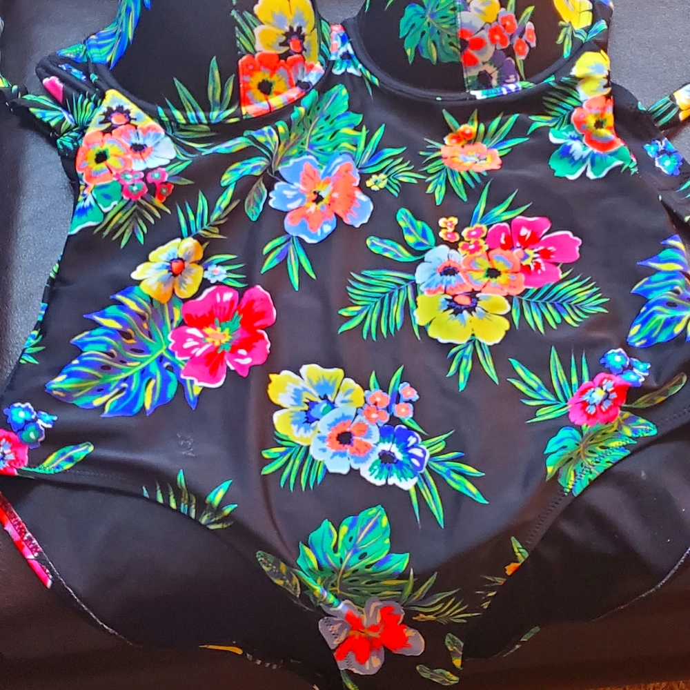 Old Navy swimsuit